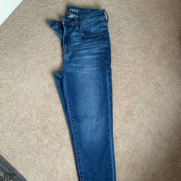 American eagle high rise jeggings. - Picture 4 of 4